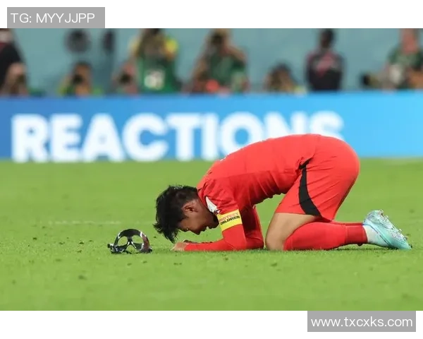 卡塔尔足球明星高清照片集锦展现足球魅力与激情的瞬间