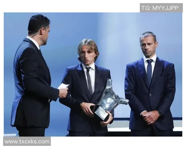 南京足球队逆袭之路揭秘世界锦标赛背后的奋斗与荣耀 南京足球队逆袭之路揭秘世界锦标赛背后的奋斗与荣耀