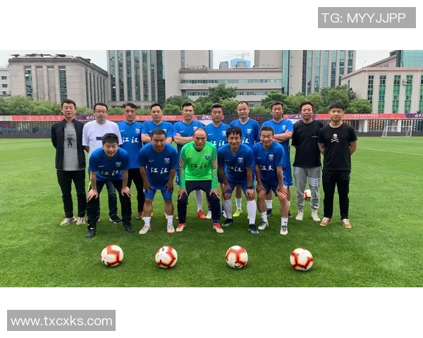 武汉足球队灵活性引发热议球迷与专家各执己见的争论分析